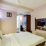 Hotel D Tark Plaza