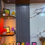 Luxury 1 Bhk Flat In New Delhi