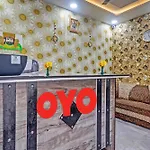 Hotel O Amazing Guest House