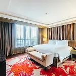 Hotel Park Suites At Airport