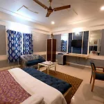 Hotel Oppera Mahipalpur- Delhi Airport