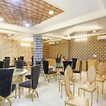 Fabhotel Under Bridge - Near Nizamuddin Railway Station