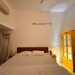 Whiite Panda - Backpacker Hostel In Delhi Greater Kailash