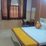Hotel Clark