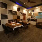 Hotel Oppera Mahipalpur- Delhi Airport