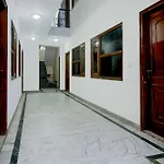Hotel O Golden