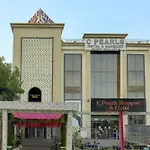 Super Townhouse Oak Hotel C Pearls