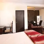 Oyo 358 Sarojini Nagar