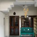 Boribista Hostel