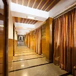Oyo Rooms New Friends Colony Crossroad