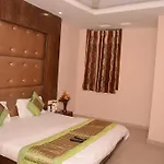 Hotel Gush International