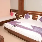 Hotel Gush International