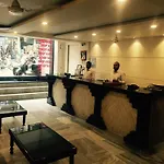 Vivek Hotel