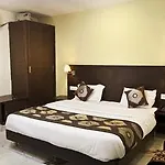 Oyo Rooms Malviya Nagar Market