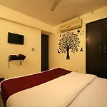 Oyo 630 Hotel Innova Homes
