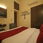 Oyo 630 Hotel Innova Homes