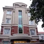 Dolphinn Grand