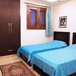 Woodpecker Service Apartments - Green Park