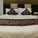 Hotel Snow White Inn