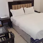 Hotel Delhi Empire Dx