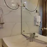 Oyo Rooms Rajouri Garden