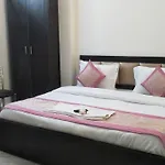 Hotel Diamond Palace