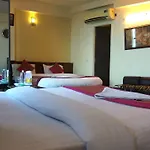 SPOT ON 7344 My H Rooms