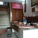 Hotel Cottage Crown Plaza