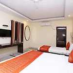 Oyo 10381 Hotel Aerodrome Palace