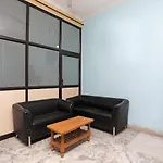 Oyo 11924 Jp Residency
