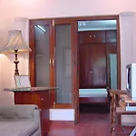 Petite Homestays