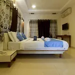 Fabhotel Empire Deluxe Safdarjungenclave