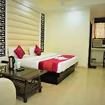 Hotel Suzi International, Near New Delhi Station