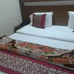 Pamposh Guest House Gk II Market