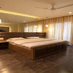 Solitaire Hotel