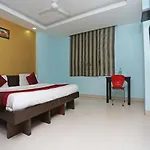 Oyo 6596 Hotel Flight Path