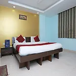 Oyo 6596 Hotel Flight Path