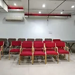Fabhotel Nagpal Palace Patel Nagar