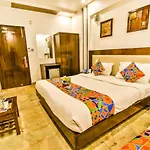 Fabhotel Sehej Inn