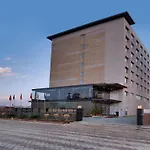 The Golden Palms Hotel & Spa, Delhi