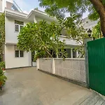 5-Br Home In A Bungalow