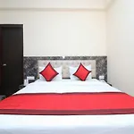 Oyo 13658 Hotel Tanish Palace