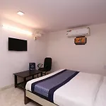 Oyo 14723 Diamond Deluxe