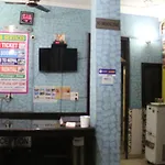Delhi Inn,Walk In Nizamuddin Railway Station