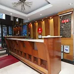 Oyo 10848 Hotel Geeson