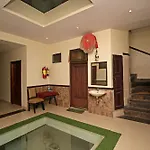 Duke Hotel