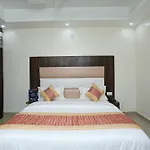Oyo 11505 Hotel Classic Park
