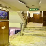 Oyo 2894 Hotel Guru Vas Inn