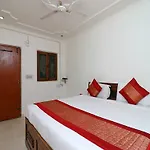 Hotel Sherawat Inn