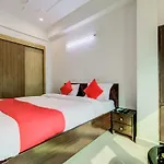 Oyo 23053 Millenium Residency